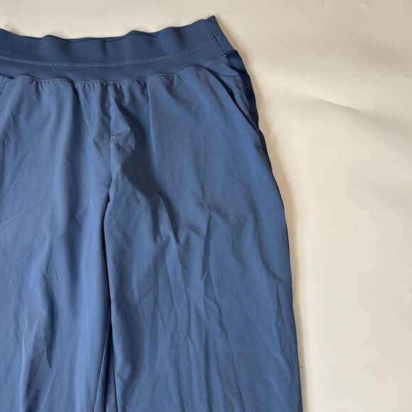 Athleta Nolita Slim Tapered Crop Pant Women’s 10 Cottage Blue Athleisure - Picture 2 of 11